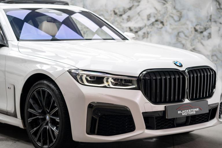  BMW 7 Series 3.0 745Le 12kWh M Sport Auto xDrive Euro 6 (s/s) 4dr Petrol/Electric Hybrid Automatic