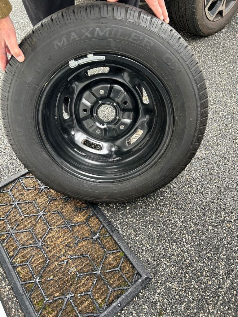 Ford Transit Mark 7 Tyre and Wheel