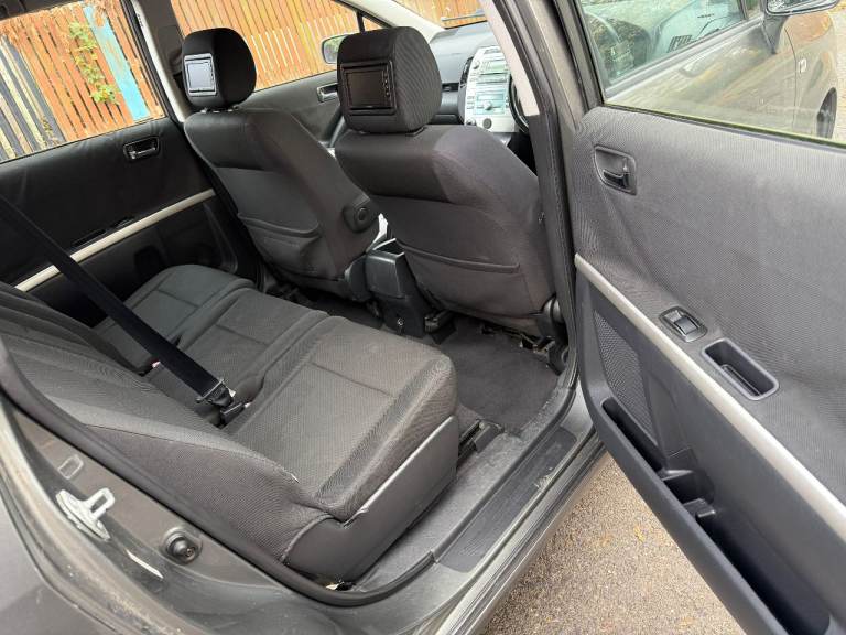 Toyota verso automatic 1.8 petrol 7 seaters ulezfree 
