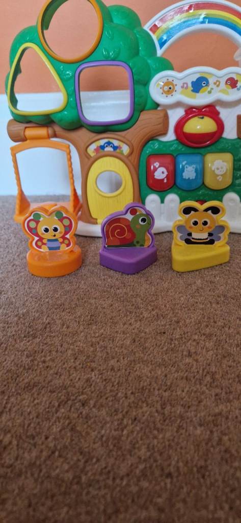 MUSICAL TREE HOUSE AND SHAPE SORTER. INCLUDES BATTERIES. EXCELLENT ...