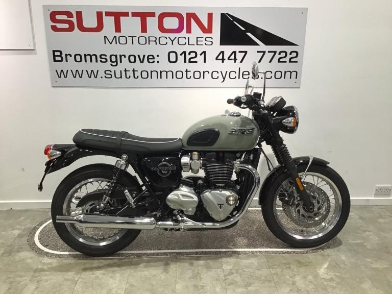 TRIUMPH BONNEVILLE T120