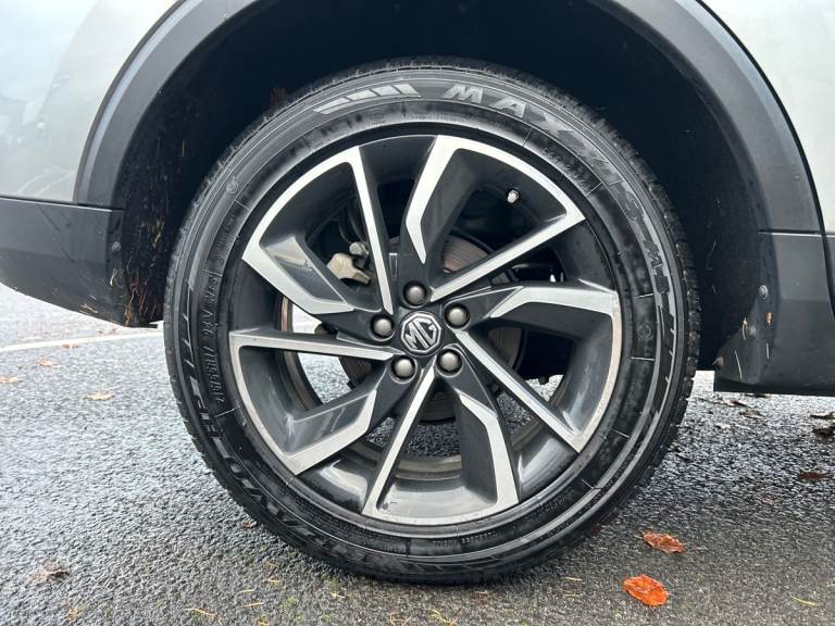 2023 MG MG ZS 1.5 VTi-TECH Exclusive 5dr HATCHBACK PETROL Manual