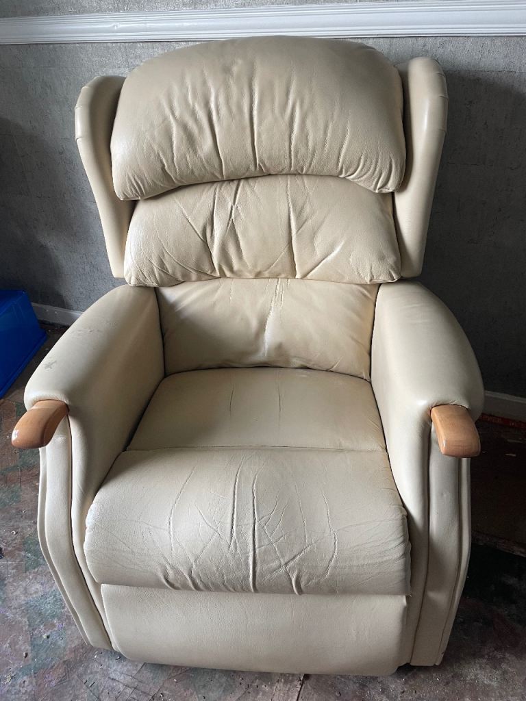 Electric recliner chair