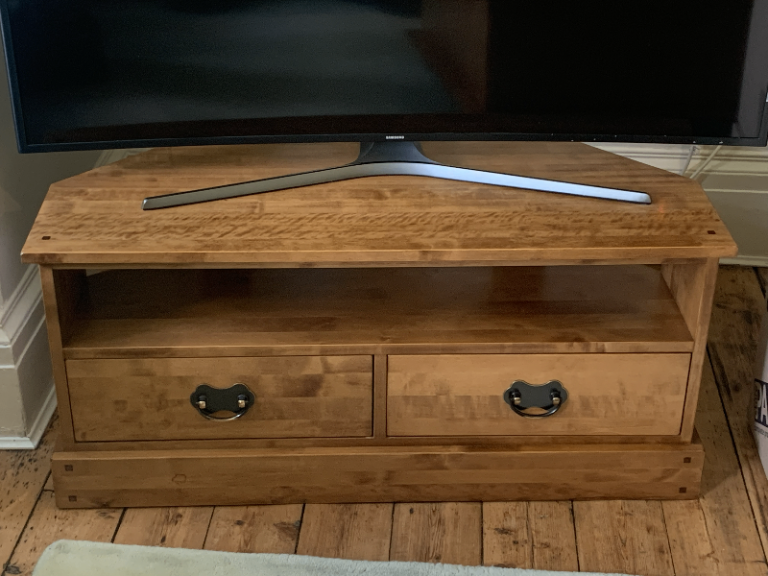 Next/Laura Ashley Honey Gold Garrat TV Stand