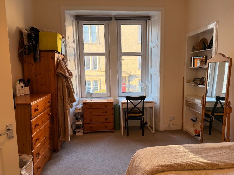 Double bedroom available for rent - Dalry