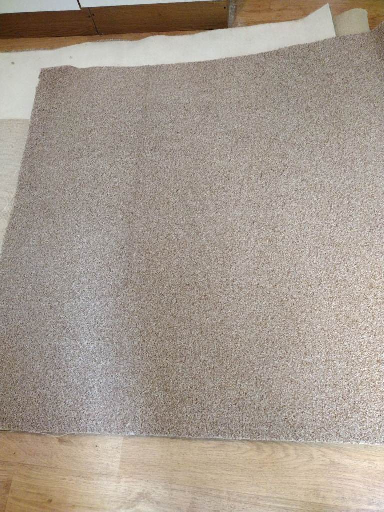 BERBER CARPET OFFCUT.