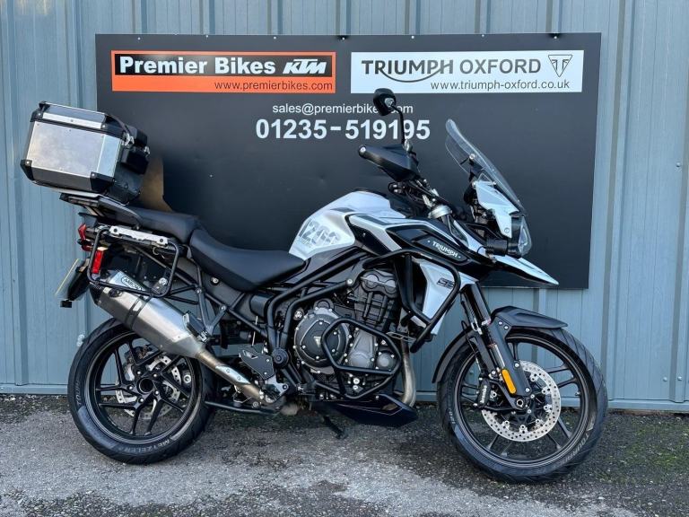 Stunning 2021/21 Triumph Tiger 1200 Alpine Edition Motorcycle 