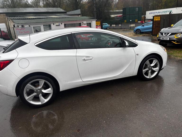 2015 Vauxhall Astra GTC 1.4T 16V 140 SRi 3dr HATCHBACK PETROL Manual