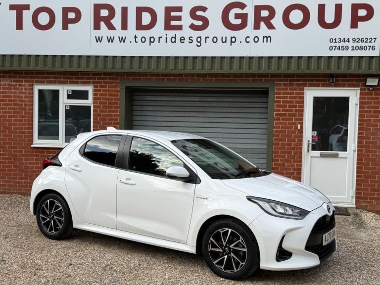 2021 Toyota Yaris 1.5 VVT-h Design E-CVT Euro 6 (s/s) 5dr HATCHBACK Petrol/Electric Hybrid Automatic