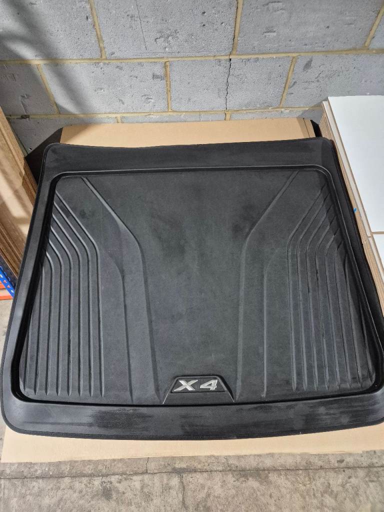 BMW X4 BOOT RUBBER MAT 