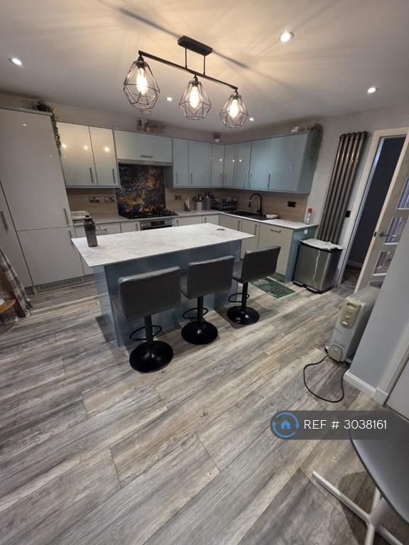 4 bedroom house in Barnyard Park Loan, Edinburgh, EH12 (4 bed) (#3038161)