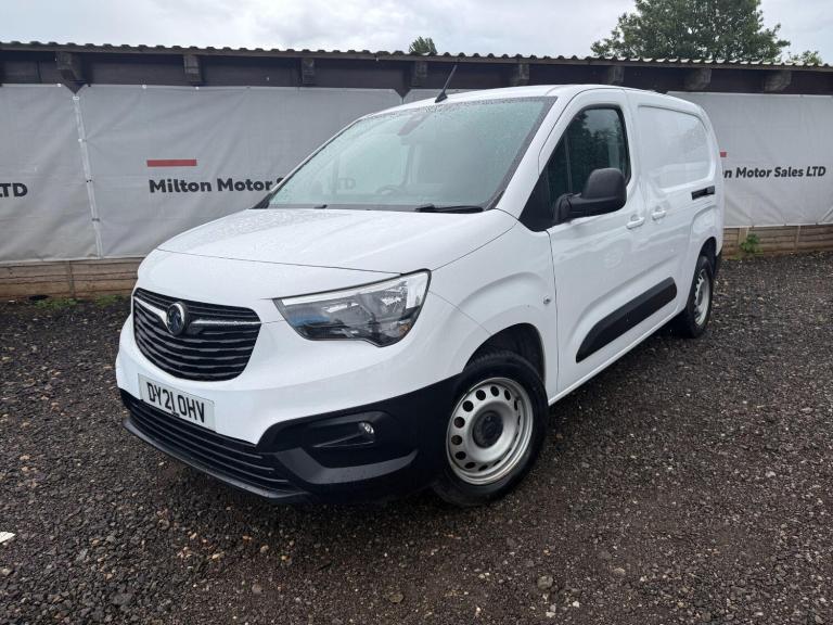 2021 Vauxhall Combo 2300 1.5 Turbo D 130ps H1 Edition Van Auto PANEL VAN DIESEL Automatic