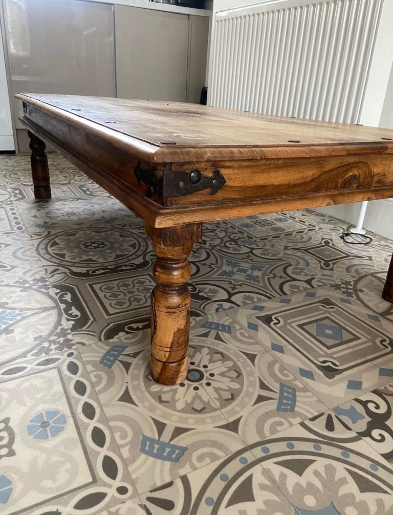 Sturdy wooden coffee table - Collection only