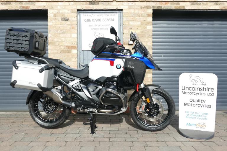 25 BMW R1300 GS ADVENTURE TE Trophy 854 miles only!!!