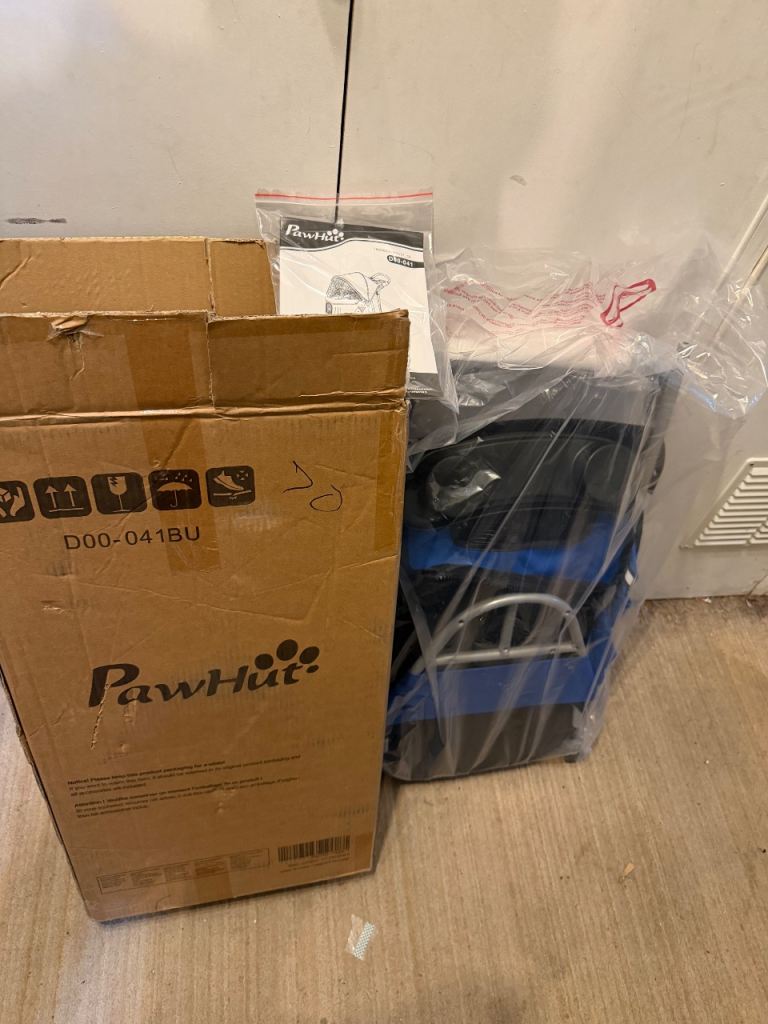 Pawhut dog stroller pram new 