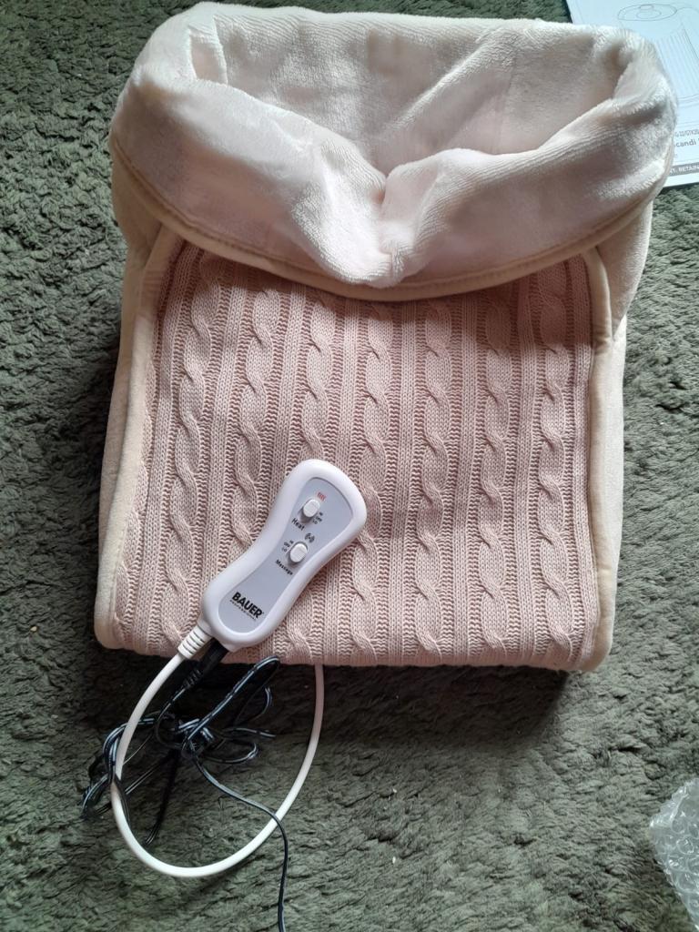 Bauer Professional Electric 2 in 1 Foot Warmer & Massager