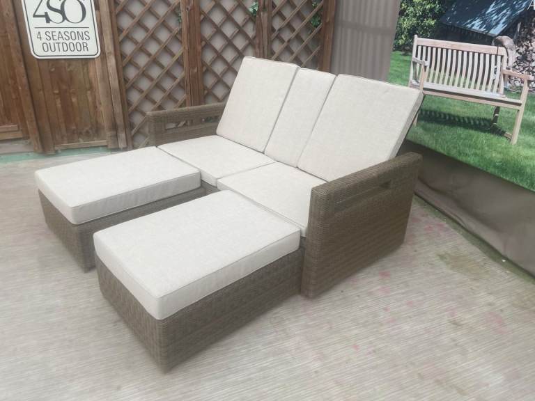 Alexander rose brand new san marino lovers recliner reduced to clear rrp £2099