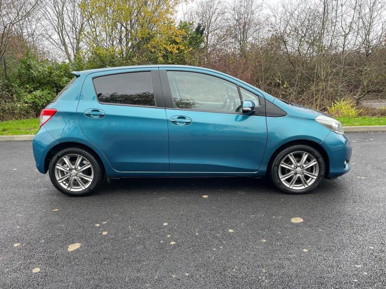 2012 Toyota Yaris 1.33 VVT-i SR 5dr Multidrive S HATCHBACK PETROL Automatic