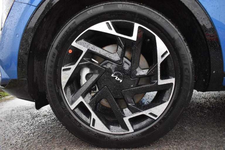 2025 Kia Sportage 1.6T Plug In Hybrid Gt Line S Suv 5dr Petrol Auto Awd Euro 6 (s/s) (241 Bhp EST...