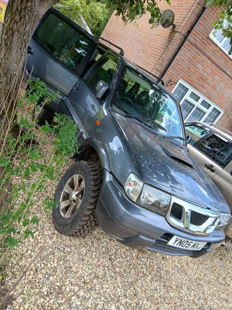 Nissan terrano 