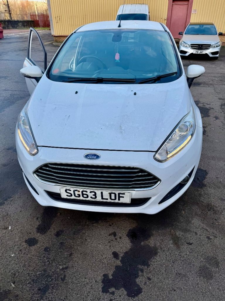 Ford, FIESTA, Hatchback, 2013, Manual, 998 (cc), 5 doors