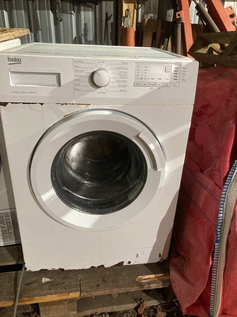BEKO washing machine / 10kg / works fine / I can deliver 