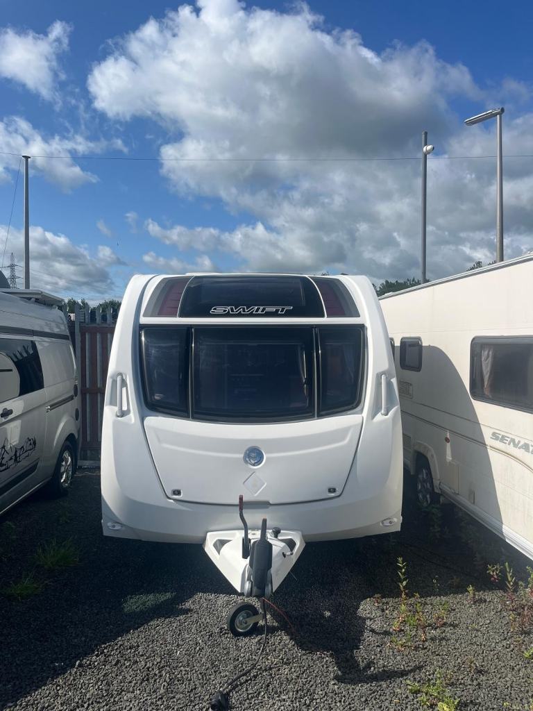 Swift Challenger sport 382 2 berth 2012 light weight 
