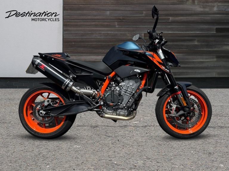 2024 KTM 890 DUKE R 23 blue Manual