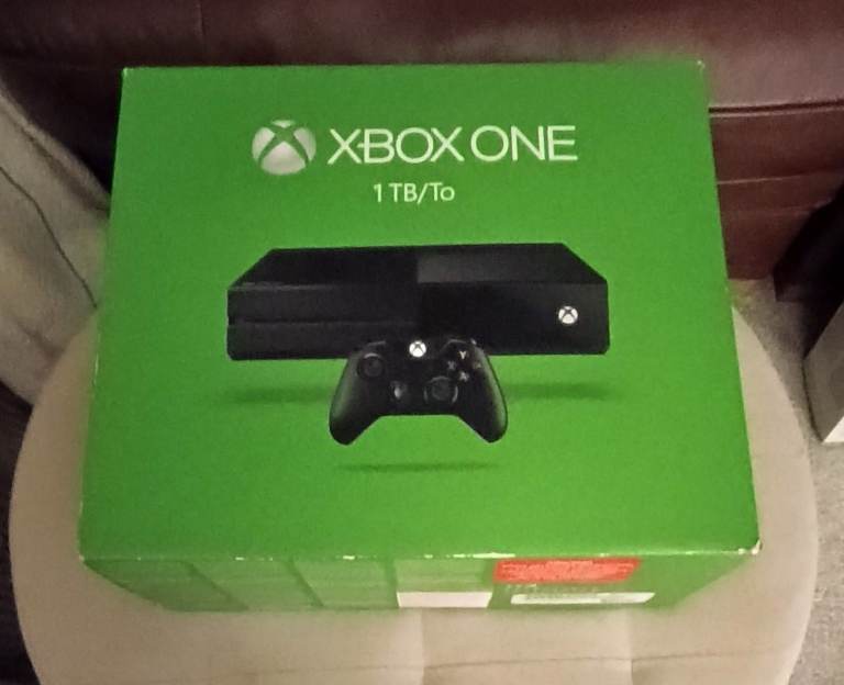 Like new boxed Xbox one 1TB