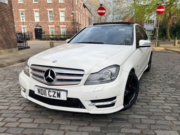 2011 Mercedes Benz C Class C220
