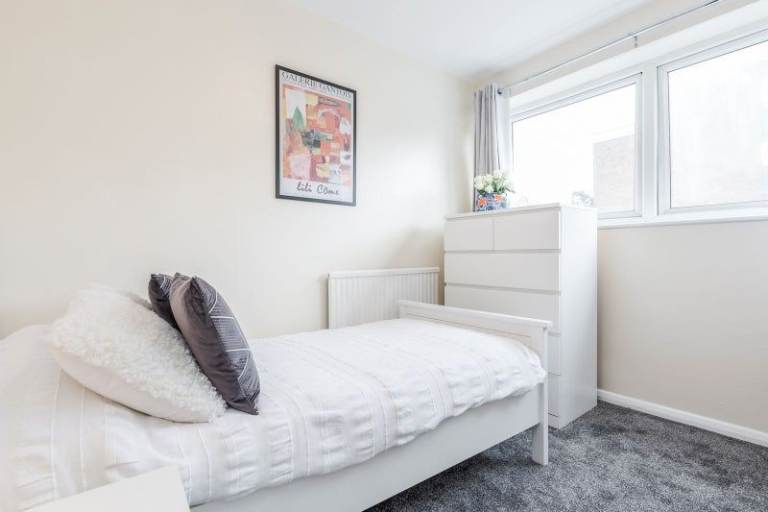 Bright First Floor Room in Isleworth 🌳 🌳 