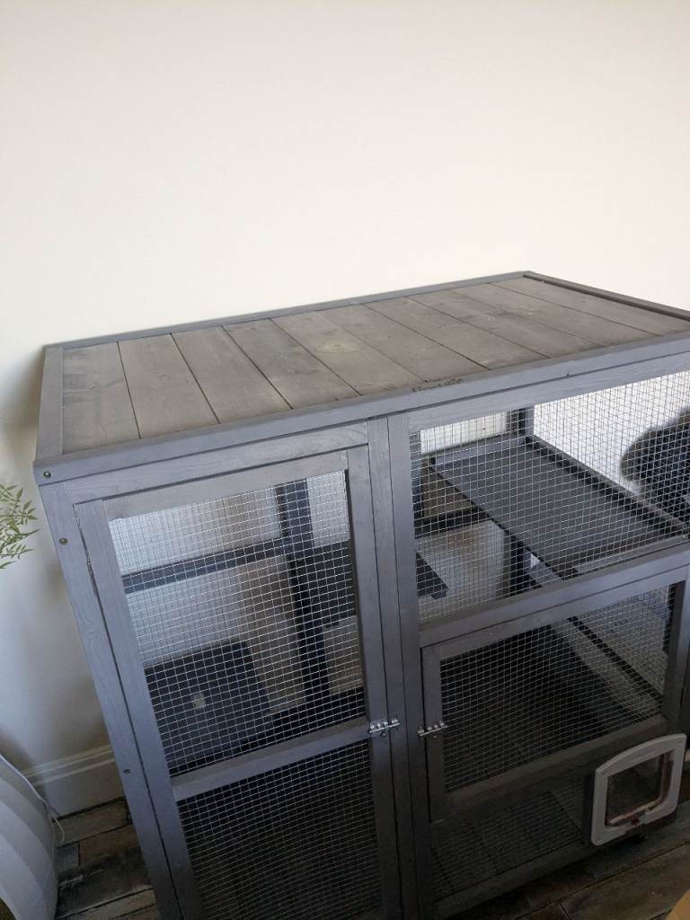 Small pet cage
