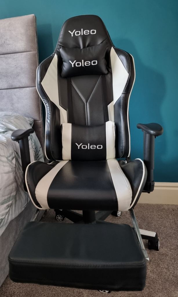 Desk chair