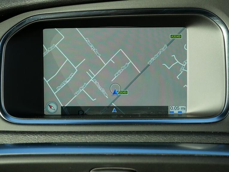 2016 Volvo V40 Cross Country 2.0 T5 Pro Hatchback 5dr Petrol Auto AWD Euro 6 (s/s) (245 ps) Hatch...