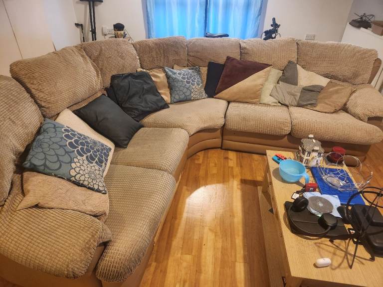 Large 5 seater sofa 