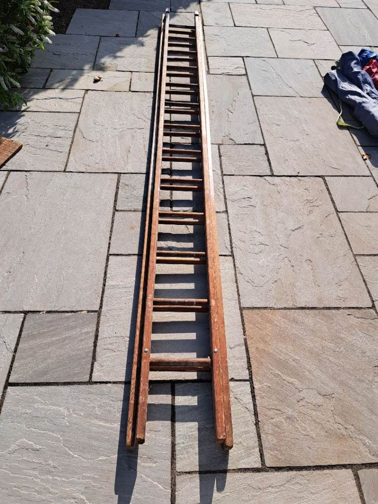 Solid Wood Double Extension Ladder