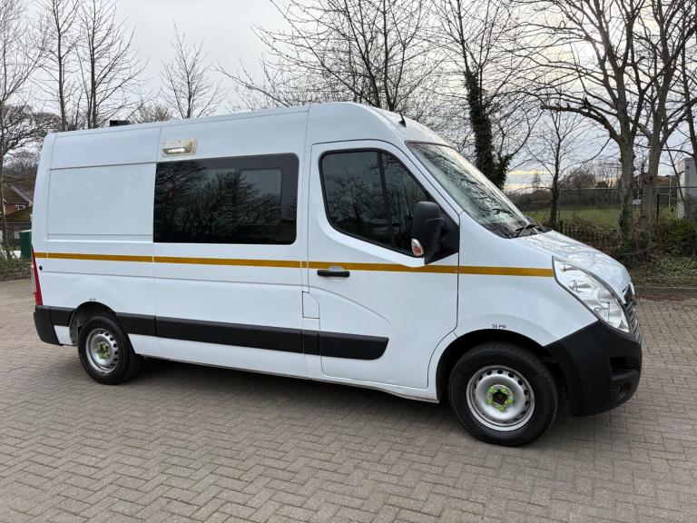 2019 Vauxhall Movano 3500 2.3cdti 6spd 130ps Mwb Medium Roof 6 Seat Welfare Van