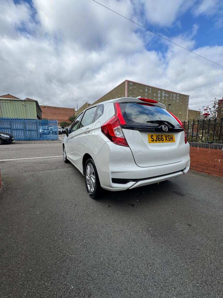 2016 Honda Jazz 1.3 SE 5dr HATCHBACK Petrol Manual
