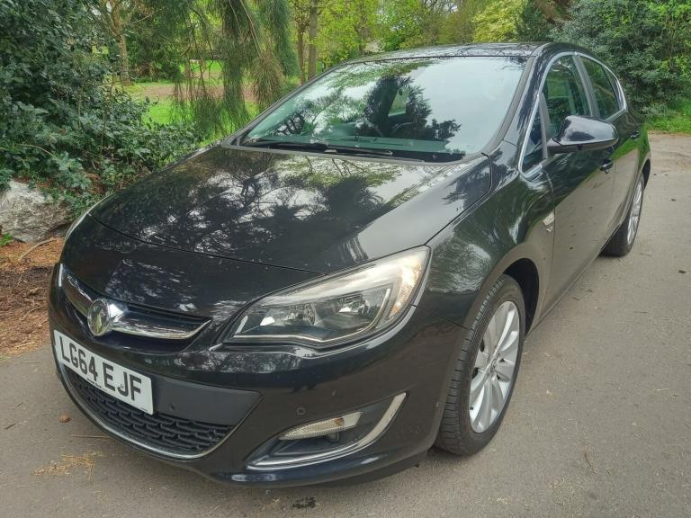 2014 Vauxhall Astra 1.6i 16V Elite 5dr HATCHBACK Petrol Manual