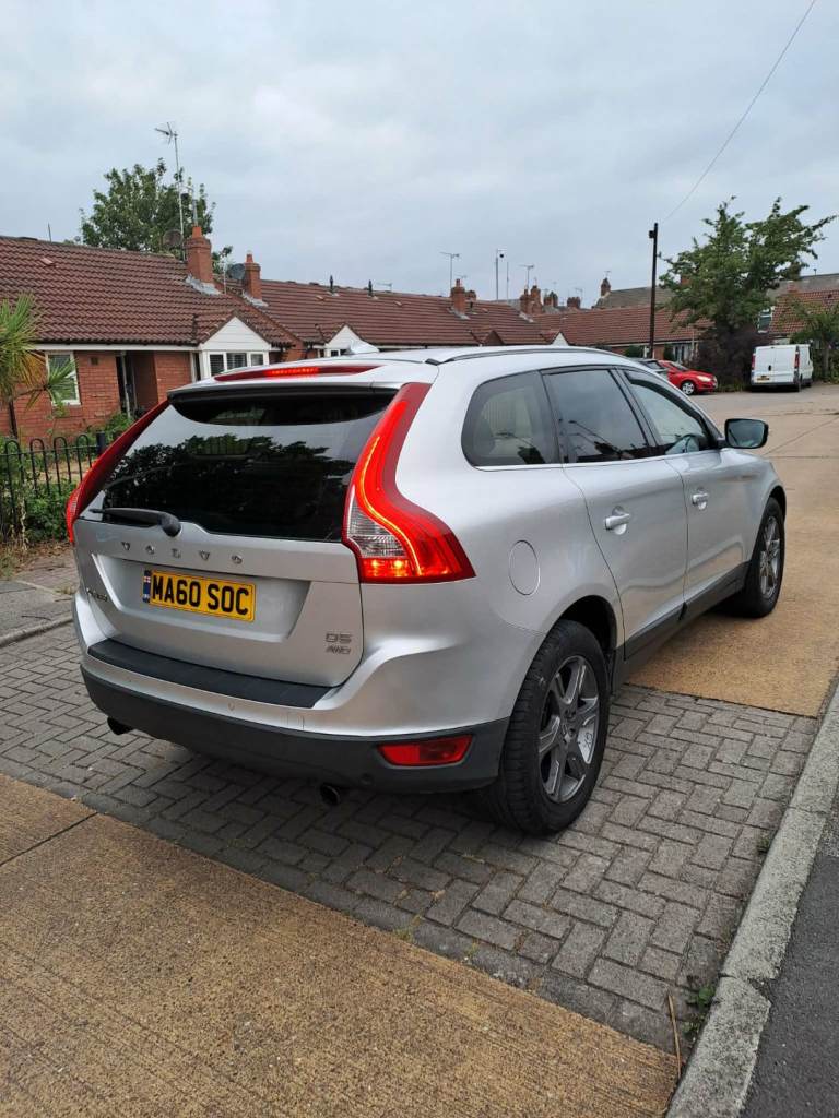 Volvo, XC60, Estate, 2010, Semi-Auto, 2400 (cc), 5 doors