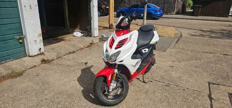 Yamaha, Aerox, 2014, 49 (cc)