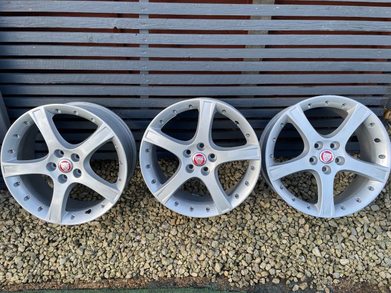 Jaguar proteus 18in Alloys x3