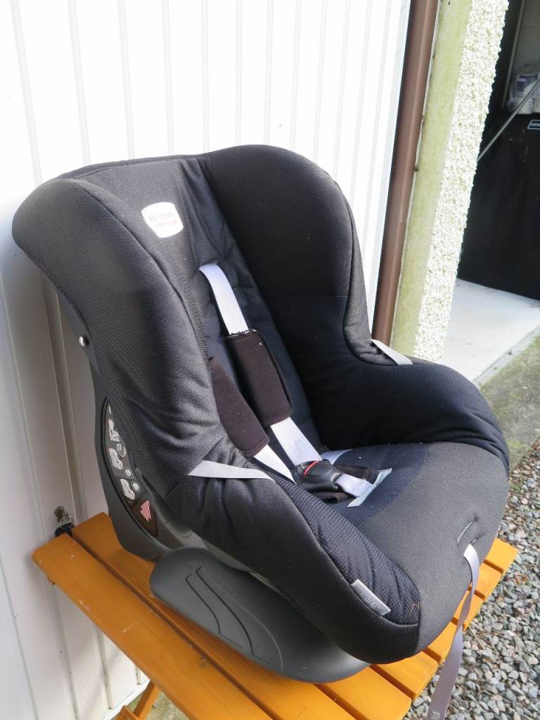 Free  Child’s car seat, Britax Romer Eclipse for 9 – 18kg body weight of child.