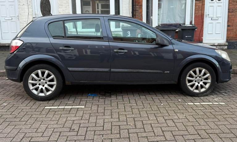 Vauxhall astra 1.8 automatic petrol