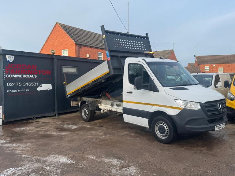 2022 72 reg MERCEDES BENZ SPRINTER 315 CDI SINGLE CAB TIPPER LOW MILES AIR-CON