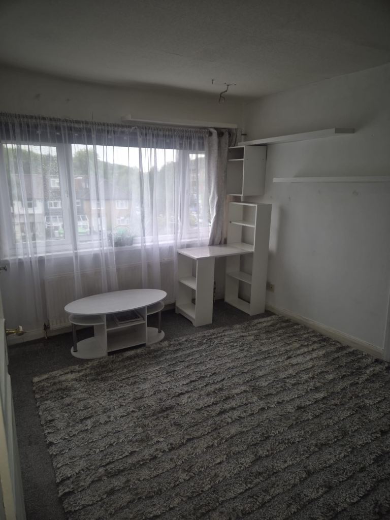 Double room to let at Sudbury Hill middlesex