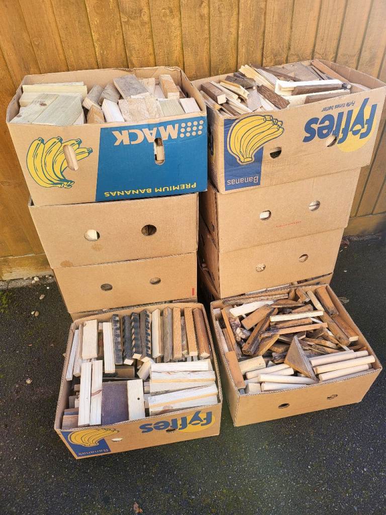 BANANA BOXES FULL CUT UP DRY FIREWOOD. PORTISHEAD.  £2.50 PER BOX.