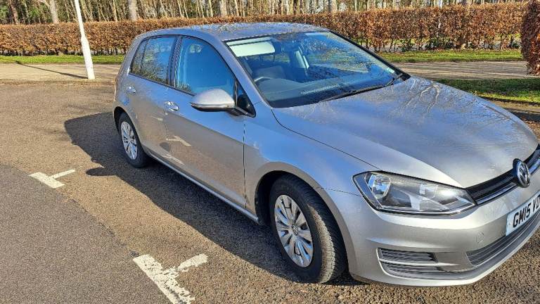 VOLKSWAGEN GOLF TSI BLUEMOTION 5 DOOR HATCHBACK. 