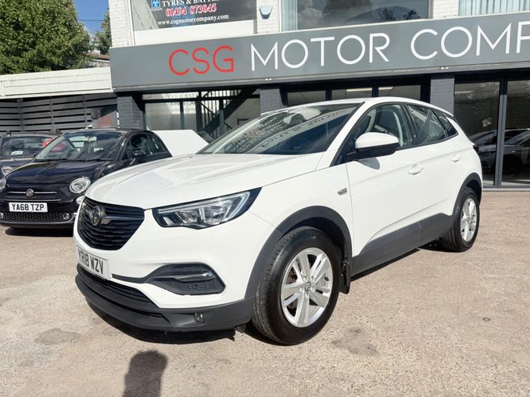 Vauxhall Grandland X 1.2 Turbo SE 5dr - REAR SENSORS -  E/F/MIRRIORS - CAR PLAY