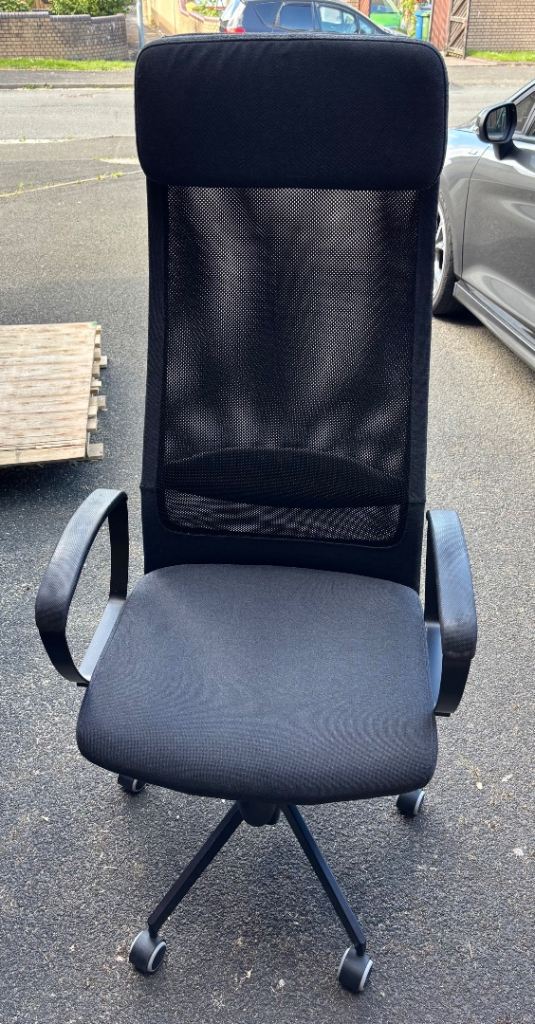 Markus office chair (dark grey)